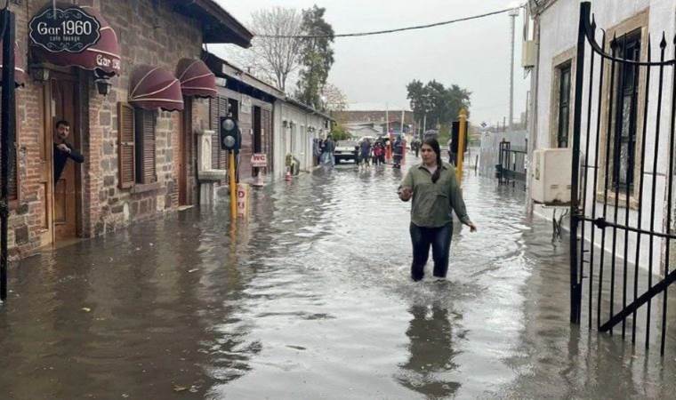 İzmir’de metrekareye 58,5 kilogram yağış düştü