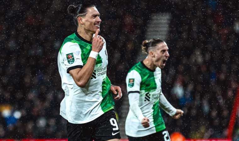 Liverpool deplasmanda Bournemouth'u geçmesini bildi!