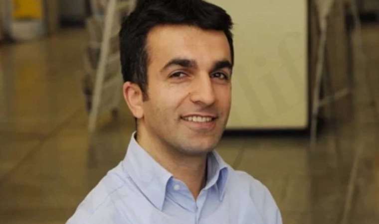 Gazeteci Dinçer Gökçe'den iki kitabın özetini çıkarması istendi