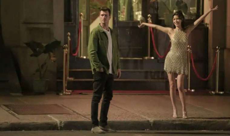 Beren Saat ve Kıvanç Tatlıtuğ'un yeni filmi 'İstanbul İçin Son Çağrı'dan yeni fragman