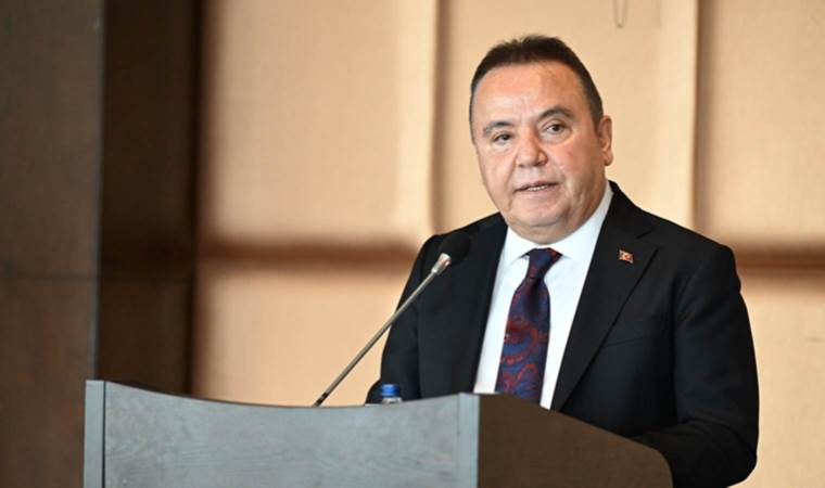 Muhittin Böcek’ten adaylık açıklaması: 'Suskunluğumuz asaletimizdendir'