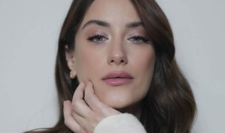 Hazal Kaya'dan duygulandıran veda paylaşımı: 'Hep yattığın yerine bakarak ağlıyorum'