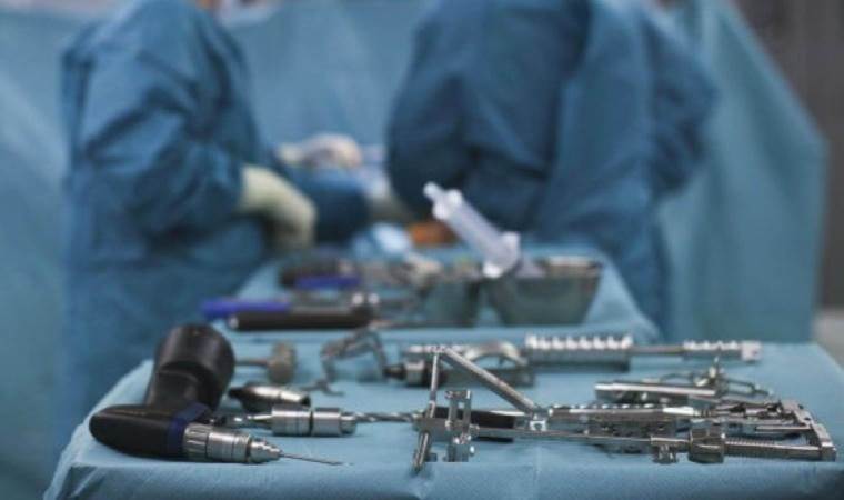 İngiliz hükümeti Türk yetkililerle kalça kaldırma ameliyatı ölümlerini görüşecek