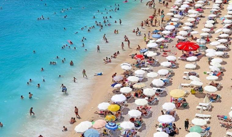 Kaş'ta nereye gidilir? Kaş'ın en güzel plajları, yemekleri ve gezilecek yerleri...