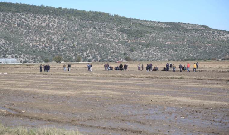Muğla'da çift sürdüğü tarlada ölü bulundu