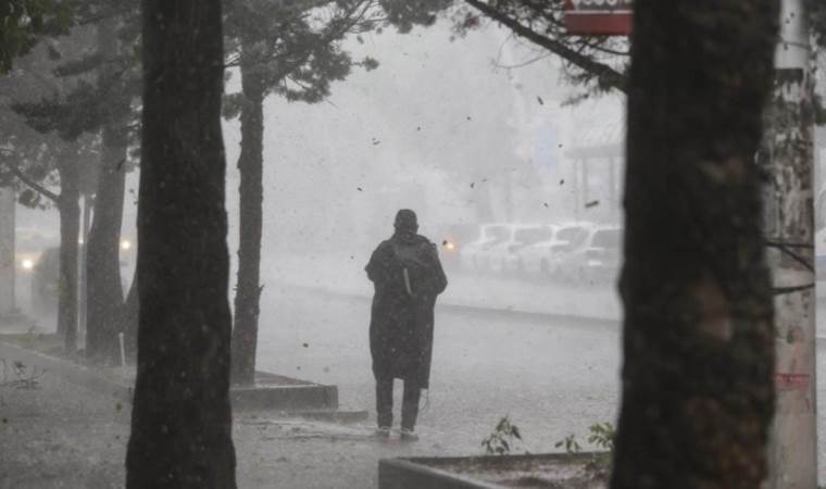 Ankara Valiliği uyardı... Sağanak ve kuvvetli fırtına geliyor