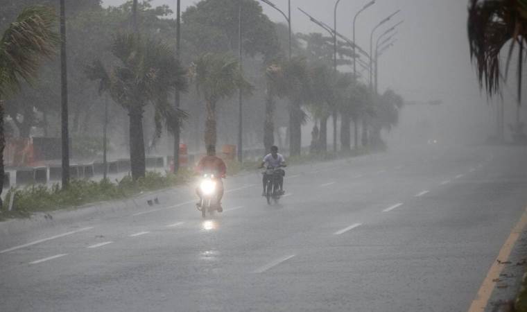 Ölü sayısı artıyor: Dominik Cumhuriyeti'nde sel