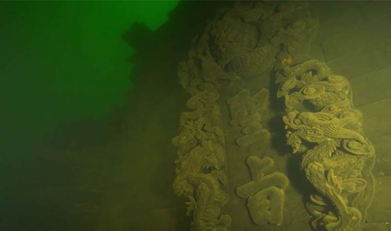 Gölün dibinde antik bir kent bulundu