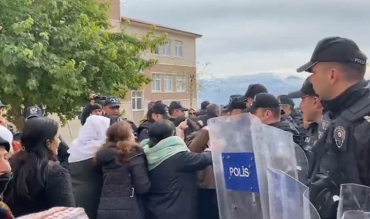 Şırnak'ta 25 Kasım eylemine müdahale: 21 kişi gözaltına alındı