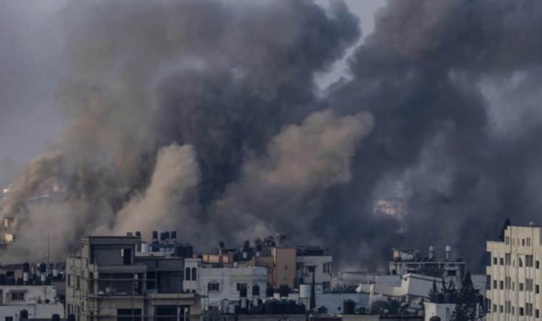 İsrail'den yeni saldırı iddiası: Esirler gece yarısına kadar bırakılmazsa...