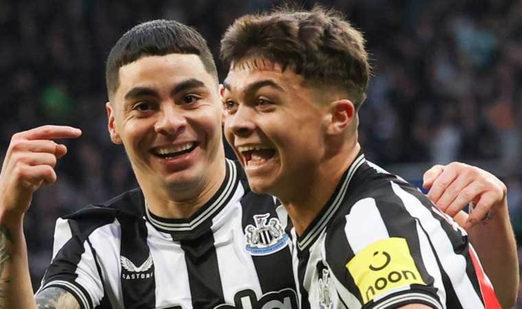 Newcastle, Chelsea'ye acımadı!