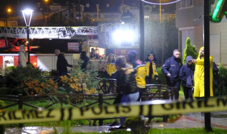 11 katlı apartmanda yangın...