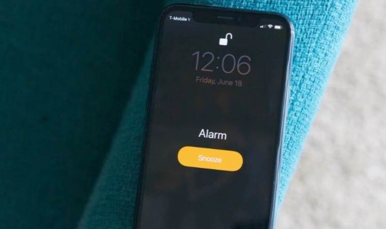 iPhone'lara neler oluyor? Alarm her sabah aynı saatte çalıyor