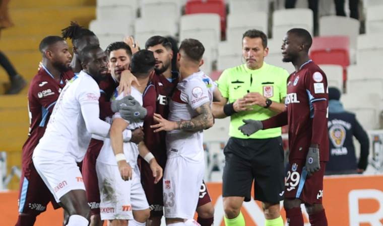 Sivasspor'dan hakem tepkisi: 'Adaletli maç yönetsinler'