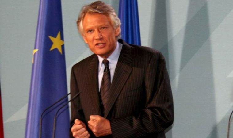 Eski Fransa Başbakanı: Sanat camiası ve medya baskı altında