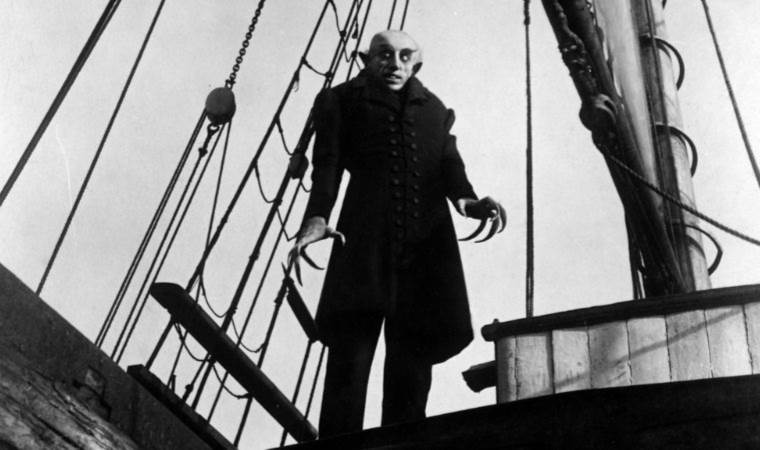 Efsane oyuncu kadrosuyla "Nosferatu" yeniden çevrimi geliyor...