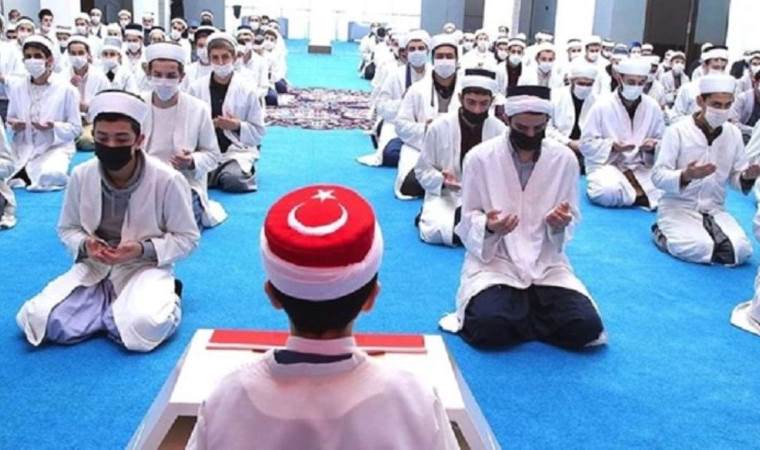 ‘Milletten ümmete evrilme sürecindeyiz’