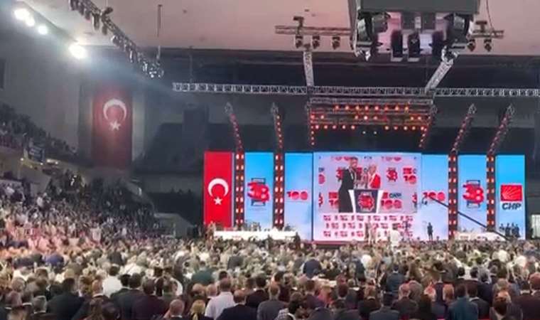 CHP’nin tarihi kurultayında sıcak dakikalar: İmamoğlu’ndan uyarı geldi!