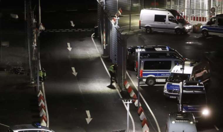 Hamburg Havalimanı'nda çocuğunu rehin almıştı: Türk çıktı