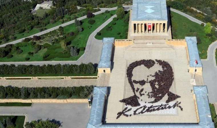 10 Kasım resmi tatil mi? 10 Kasım hangi güne denk geliyor? 10 Kasım'da okullar tatil mi?