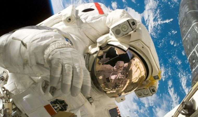 Uzay giysisi giyilmeden uzaya gidilirse ne olur?