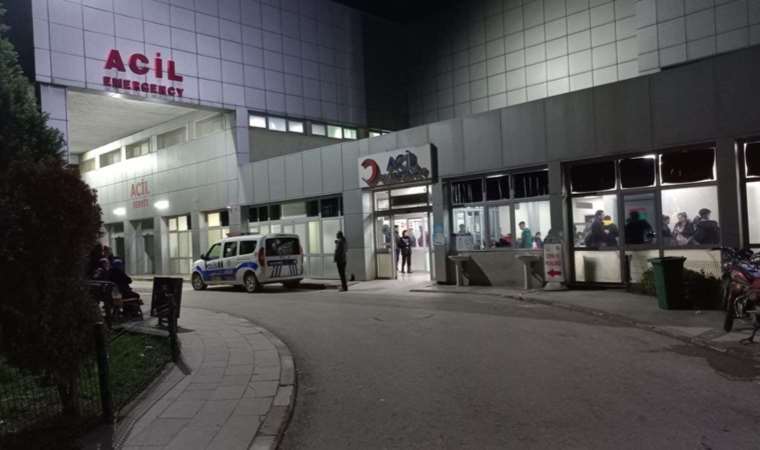 Sağlıkta şiddet bitmiyor... Hasta yakını darbetti