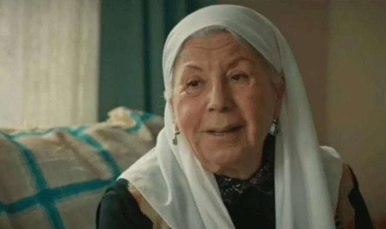 Zerrin Sümer kimdir, kaç yaşında, nereli? Zerrin Sümer evli mi? Zerrin Sümer hangi dizi ve filmlerde oynadı?