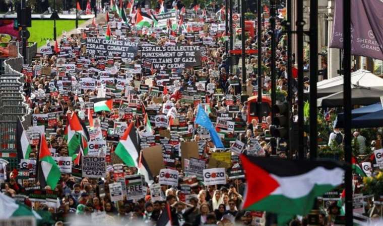 İngiltere'de Filistin destekçisi eylemciler İçişleri Bakanı ve emniyete rağmen yürüyecek