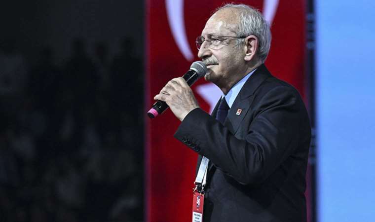 Zeydan Karalar, canlı yayında kurultay gecesini anlattı: 'Kılıçdaroğlu evdeyken çekilmeyi kabul etti'