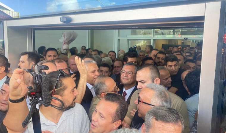 İzmir'de Özgür Özel izdihamı!