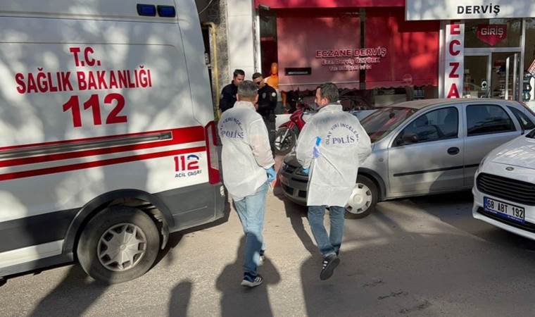 32 yaşındaki erkek evinde boğazı kesik halde ölü bulundu