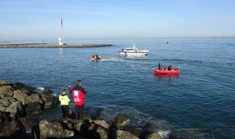 Fırtınada fotoğraf çekeceklerdi... Cansız bedeni bulundu