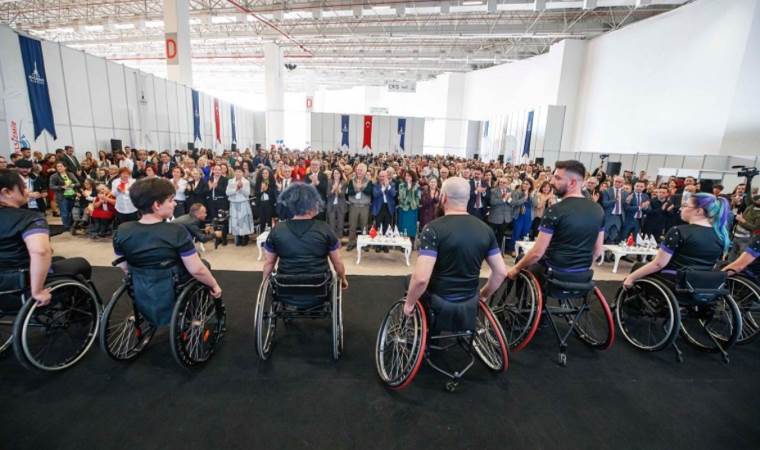 Soyer: Engelsiz bir yaşam için mücadele etmek zorundayız