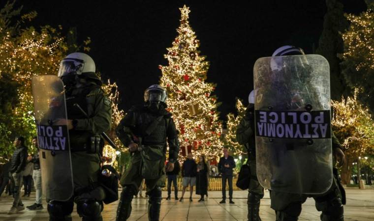 Olimpiakos ile Panathinaikos taraftarları arasında olaylar çıkmıştı: Yunan polisi yaralayan holigan yakalandı!
