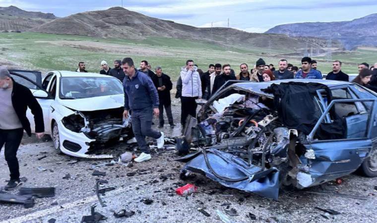 Adıyaman'da iki otomobilin çarpıştığı kazada 4 kişi öldü, 6 kişi yaralandı