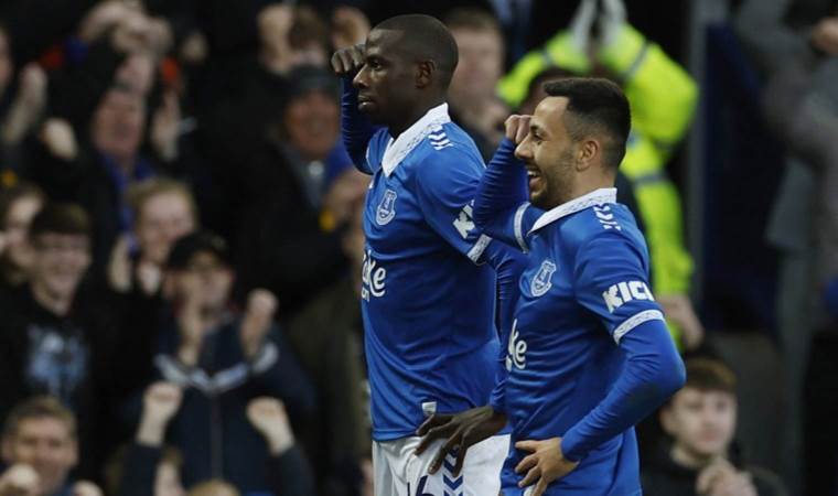 Everton evinde Chelsea'yi devirdi!