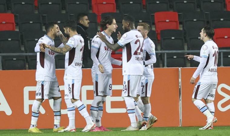 Spor yazarları Gaziantep FK - Trabzonspor maçını değerlendirdi: 'Şampiyonluk için erken hazırlık'