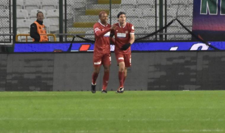 Sivasspor 4 maç sonra kazandı!