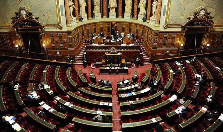 Fransa'da yeni göç yasası tasarısı reddedildi