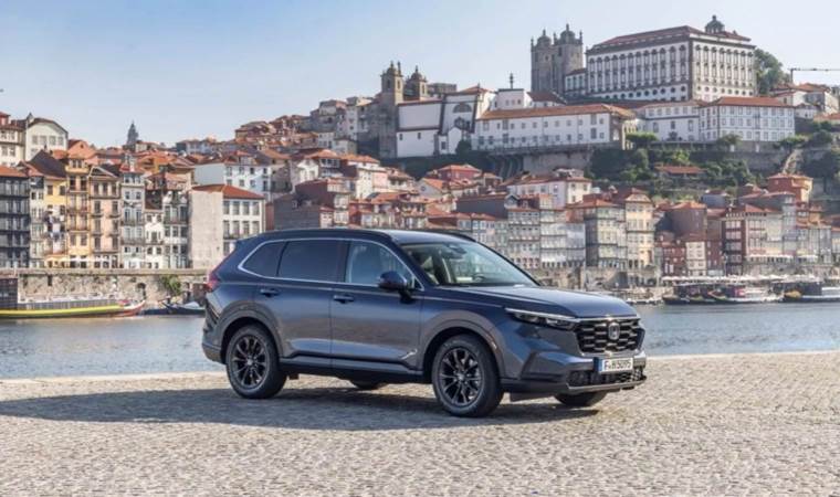 Yeni Honda CR-V e:HEV Türkiye'de satışa çıkıyor: Ailenin en güçlüsü