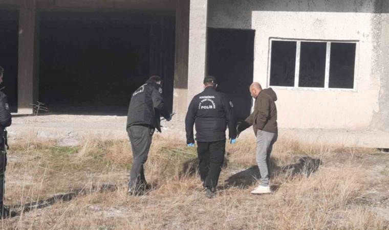 Sivas’ta şüpheli ölüm: 9. kattan düşüp hayatını kaybetti