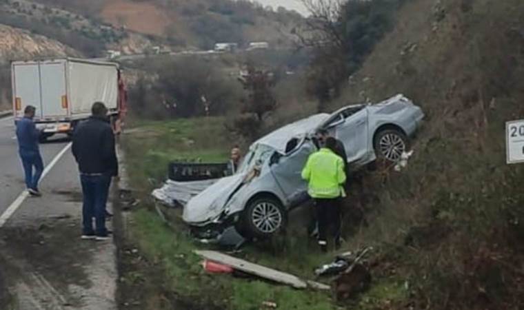 Bursa'da otomobil şarampole uçtu: 2 yaralı!