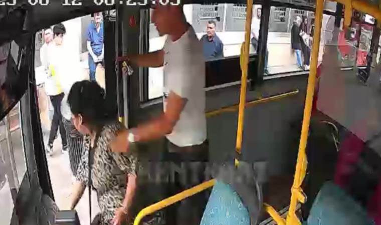 Otobüste 'bekleme süresi' tartışması: Şoför, kadın yolcuyu tartaklayıp araçtan indirdi!