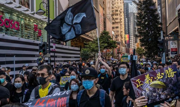 ABD'ye Hong Kong uyarısı: Dışarıdan müdahale edilemez