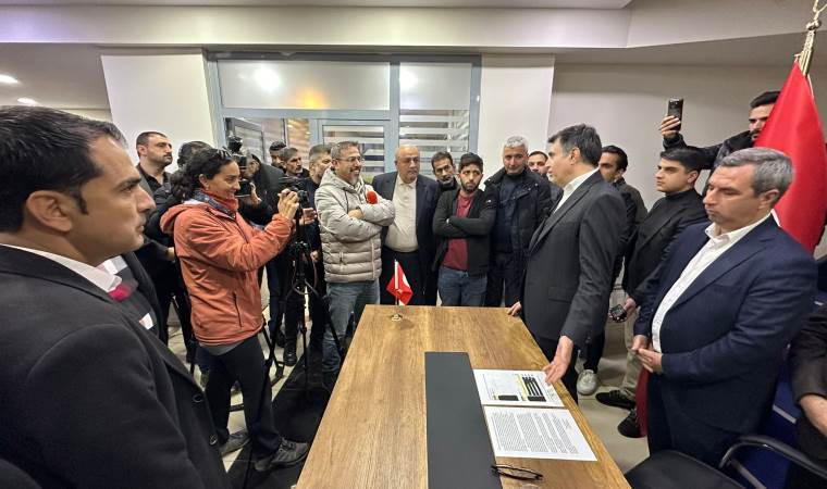 İYİ Parti'de Diyarbakır depremi: '12 bin 750 üyeyle istifa ettiğimizi kamuoyuna bildiriyoruz'