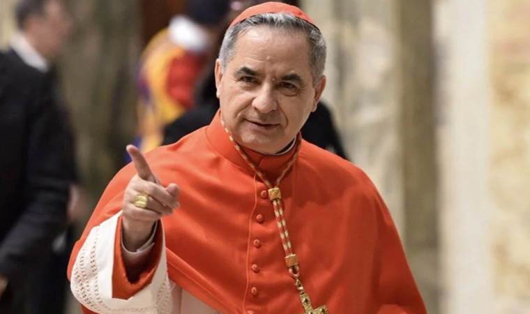 Vatikan'da yolsuzluk skandalı! Kardinal Becciu'ya 5,5 yıl hapis cezası