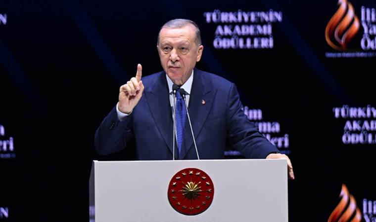 Son dakika... Erdoğan’dan ‘sosyal medya’ çıkışı: Ahlaki açıdan ciddi bir yozlaşma yaşanıyor