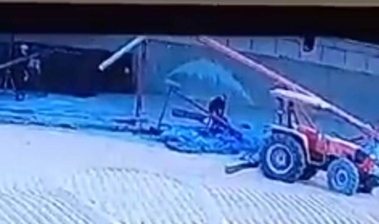 Şanlıurfa'da feci kaza: Devrilmesini engellemeye çalıştığı makinenin altında kalıp öldü