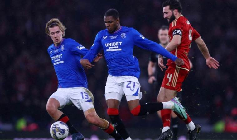 İskoçya Lig Kupası'nda zafer Rıdvan Yılmaz'ın ekibi Rangers'ın!