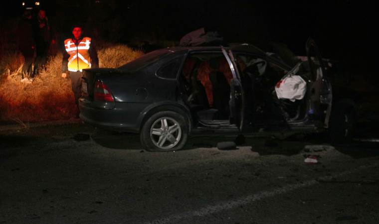 Nevşehir'de iki otomobil çarpıştı: 2 ölü, 3 yaralı